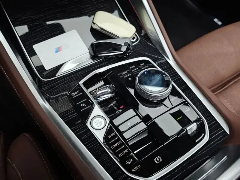 2024 BMW X6 с пробегом 15 904 км