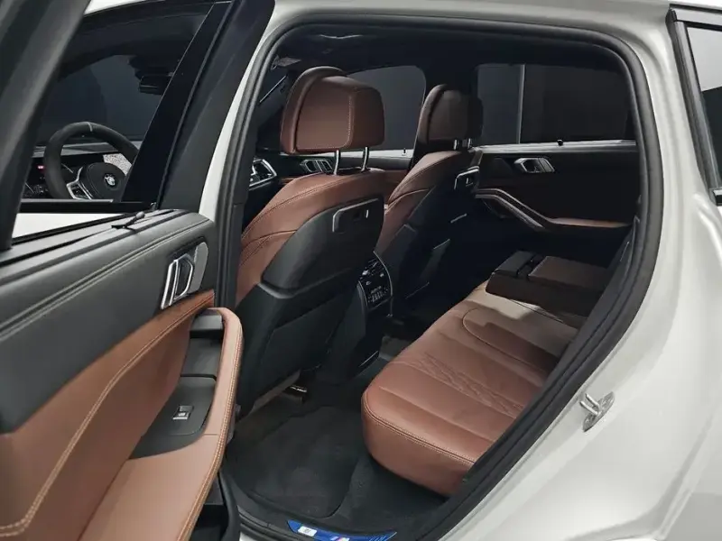 2024 BMW X6 с пробегом 15 904 км