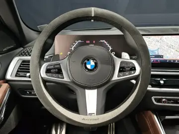 2024 BMW X6 с пробегом 15 904 км