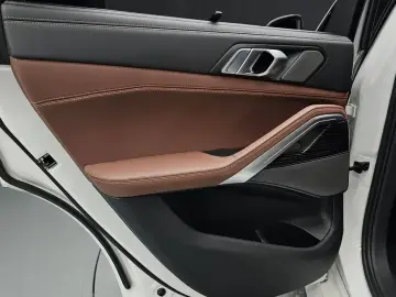 2024 BMW X6 с пробегом 15 904 км