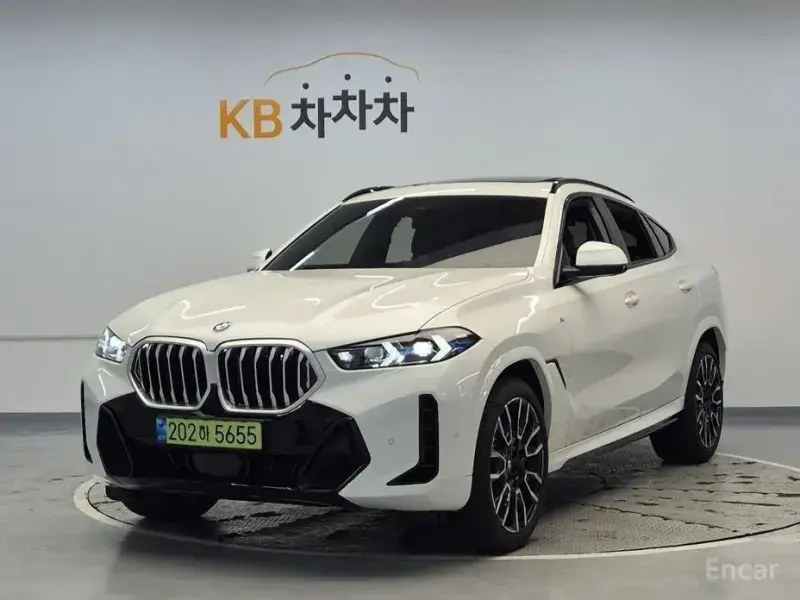 2025 BMW X6 с пробегом 2 924 км