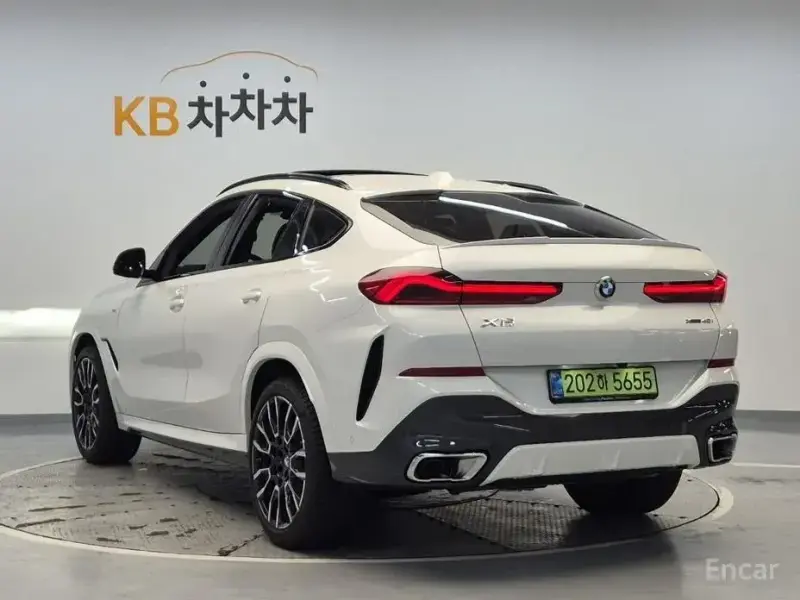 2025 BMW X6 с пробегом 2 924 км