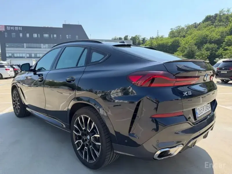 2025 BMW X6 с пробегом 5 310 км