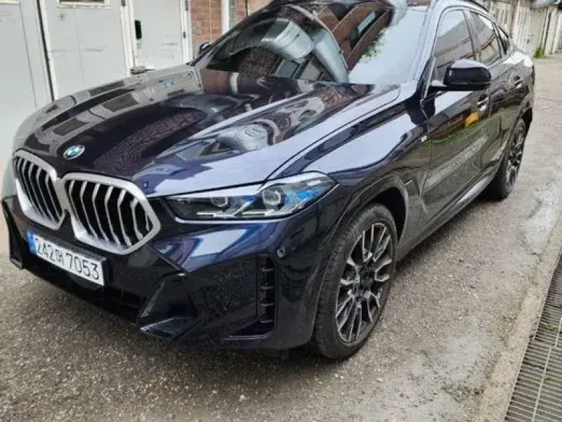 2025 BMW X6 с пробегом 7 376 км
