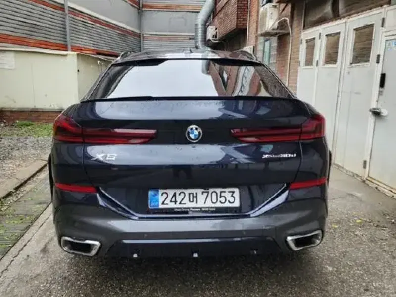 2025 BMW X6 с пробегом 7 376 км