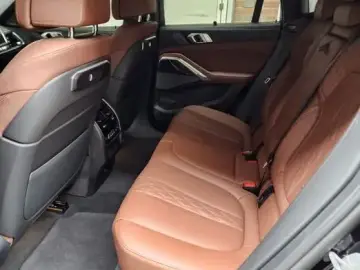 2025 BMW X6 с пробегом 7 376 км