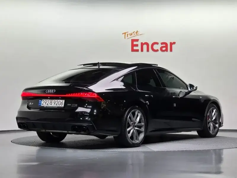 2022 Audi A7 с пробегом 40 095 км