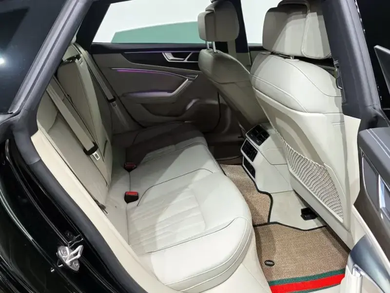 2022 Audi A7 с пробегом 40 095 км