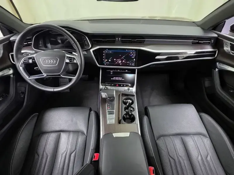 2023 Audi A7 с пробегом 38 283 км