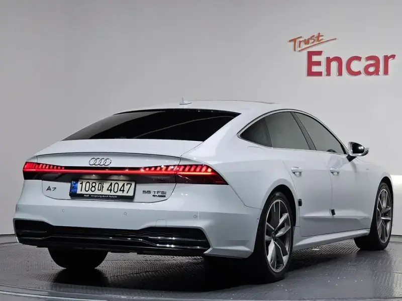 2021 Audi A7 с пробегом 68 280 км