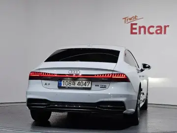2021 Audi A7 с пробегом 68 280 км
