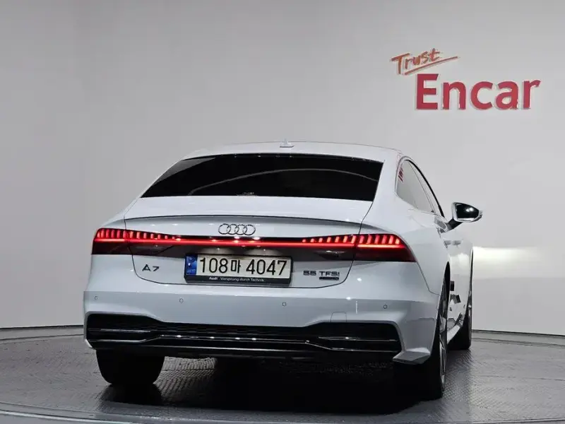 2021 Audi A7 с пробегом 68 280 км
