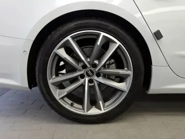 2021 Audi A7 с пробегом 68 280 км