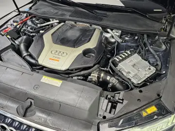 2020 Audi A7 с пробегом 99 942 км