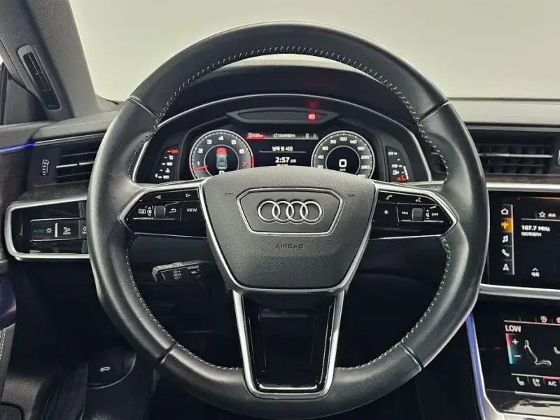2020 Audi A7 с пробегом 99 942 км