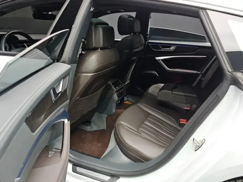 2020 Audi A7 с пробегом 99 404 км