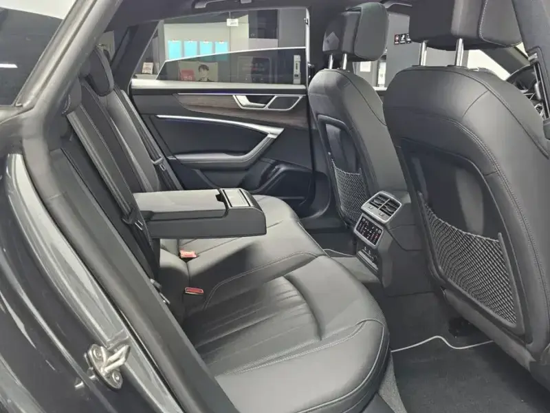 2022 Audi A7 с пробегом 35 484 км