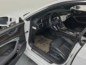 2021 Audi A7 с пробегом 40 806 км