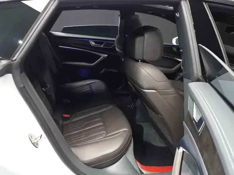 2020 Audi A7 с пробегом 102 721 км