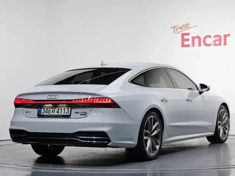 2020 Audi A7 с пробегом 33 858 км