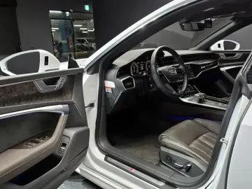 2020 Audi A7 с пробегом 47 676 км