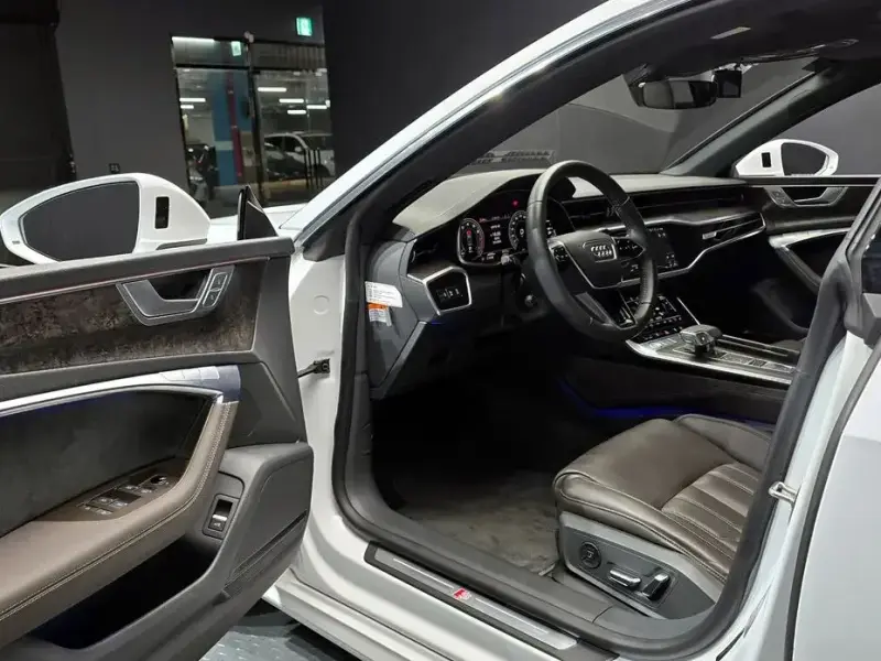 2020 Audi A7 с пробегом 47 676 км