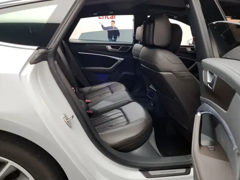 2020 Audi A7 с пробегом 56 609 км