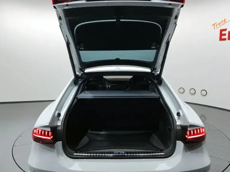 2020 Audi A7 с пробегом 56 609 км