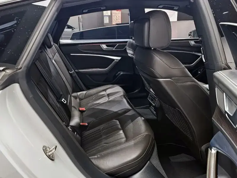 2022 Audi A7 с пробегом 81 678 км