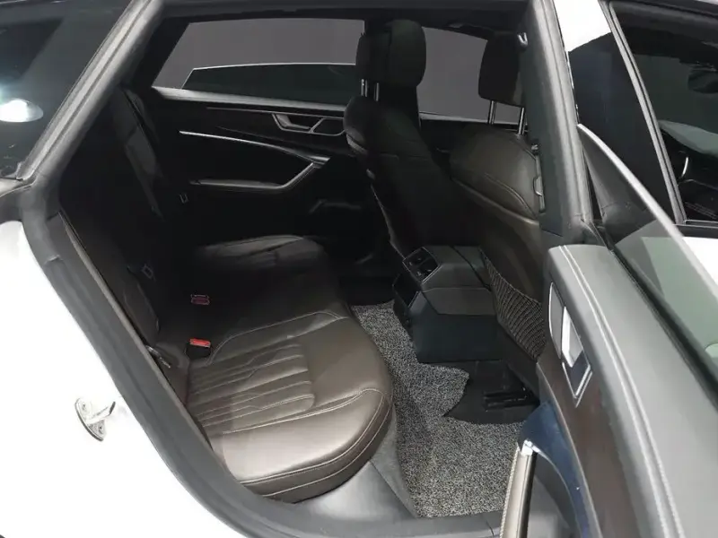 2022 Audi A7 с пробегом 23 437 км