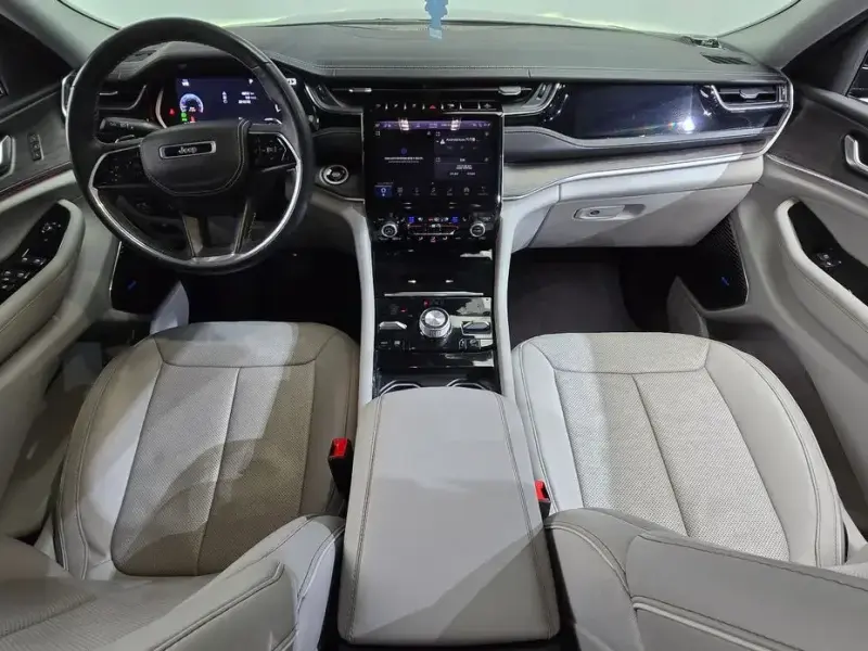 2022 Jeep Cherokee с пробегом 57 436 км