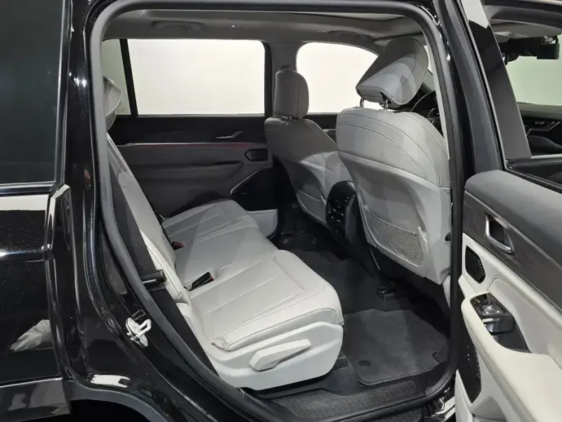 2022 Jeep Cherokee с пробегом 57 436 км