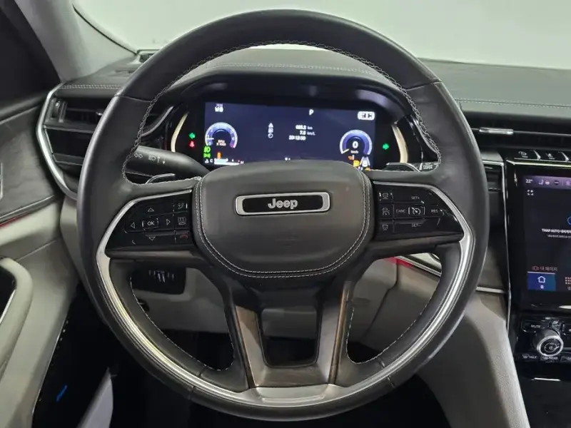 2022 Jeep Cherokee с пробегом 57 436 км