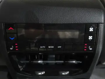 2022 Jeep Cherokee с пробегом 57 436 км