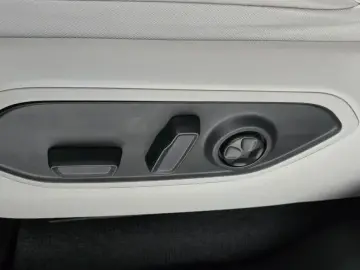 2022 Jeep Cherokee с пробегом 57 436 км
