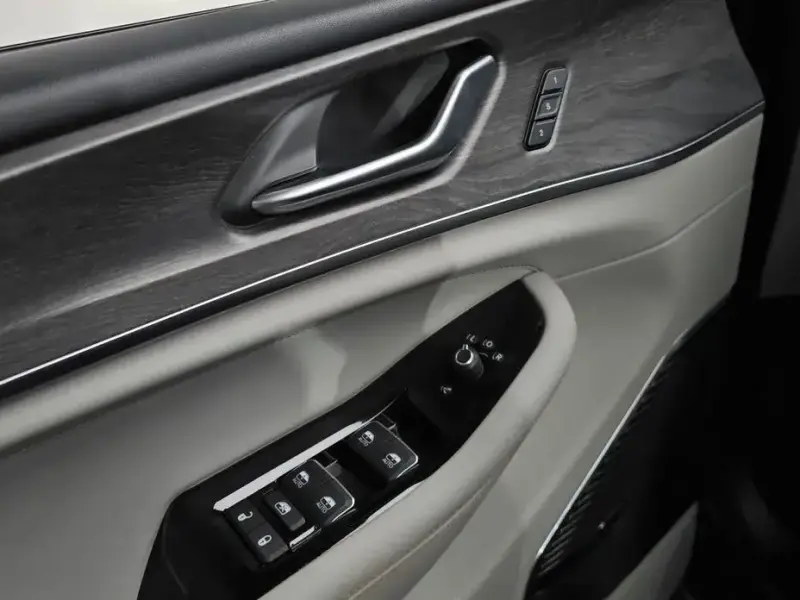 2022 Jeep Cherokee с пробегом 57 436 км