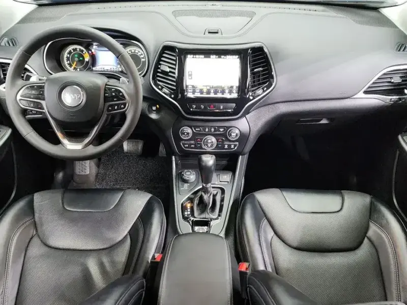 2022 Jeep Cherokee с пробегом 73 341 км