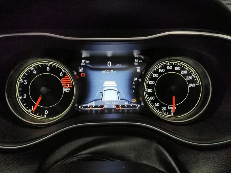 2022 Jeep Cherokee с пробегом 73 341 км
