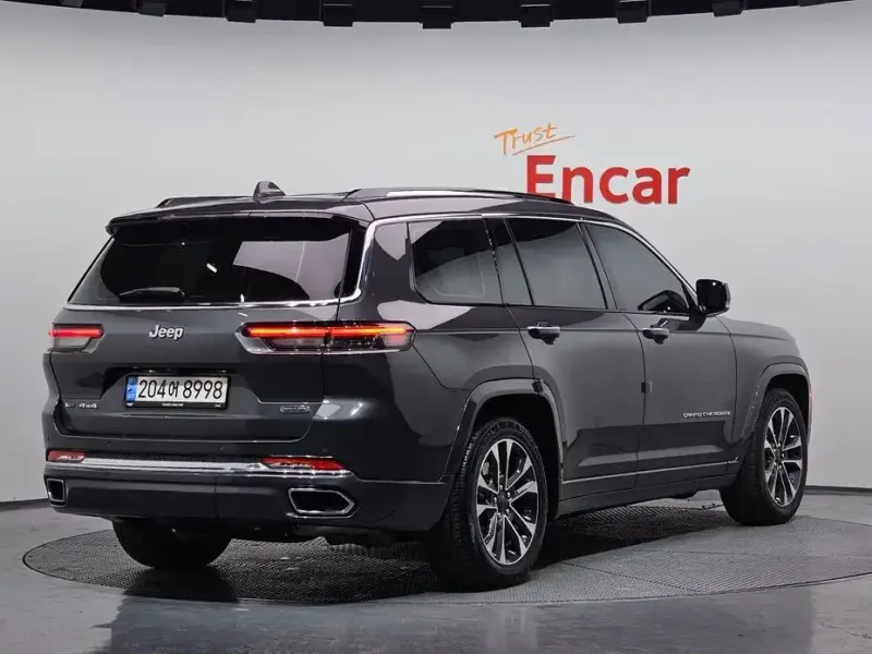 2022 Jeep Cherokee с пробегом 25 826 км