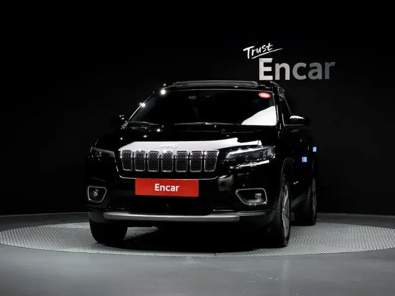 2022 Jeep Cherokee с пробегом 66 088 км