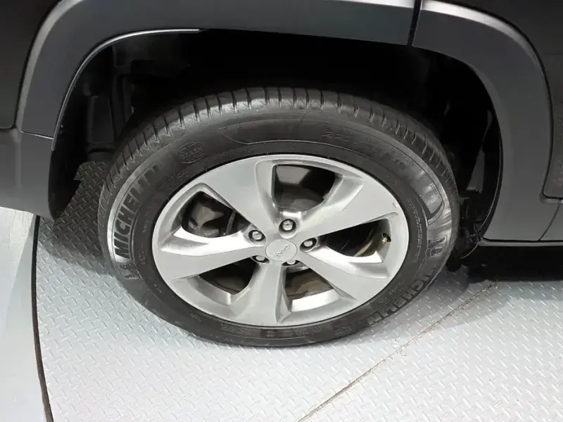 2022 Jeep Cherokee с пробегом 66 088 км