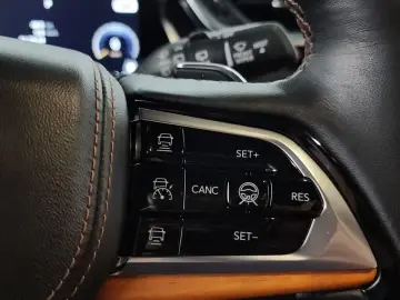 2022 Jeep Cherokee с пробегом 115 114 км