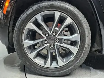 2023 Jeep Cherokee с пробегом 96 626 км