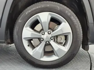 2022 Jeep Cherokee с пробегом 46 483 км