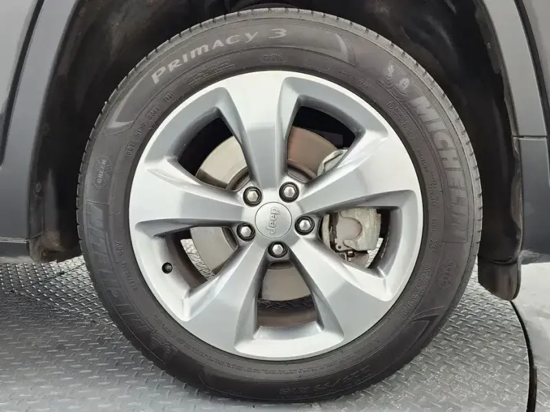 2022 Jeep Cherokee с пробегом 46 483 км