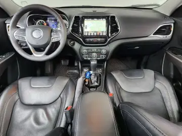 2022 Jeep Cherokee с пробегом 46 483 км