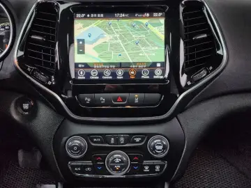 2022 Jeep Cherokee с пробегом 46 483 км