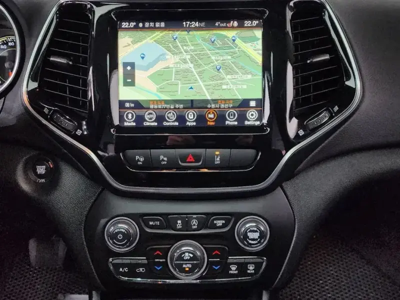 2022 Jeep Cherokee с пробегом 46 483 км