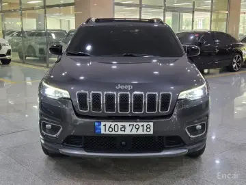 2022 Jeep Cherokee с пробегом 60 322 км