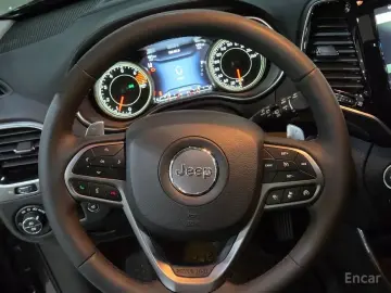 2022 Jeep Cherokee с пробегом 60 322 км